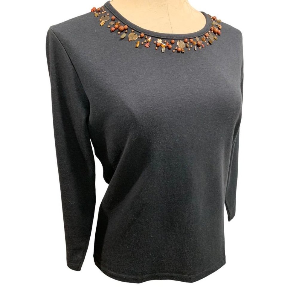 Medium STO Susquehanna Trail Outfitters Women's Black Embellished Tshirt